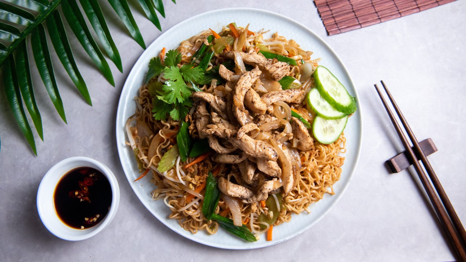 chicken fried noodle